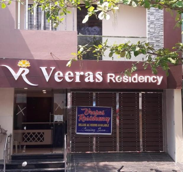 Veeras Residency Hotel Puducherry Buitenkant foto